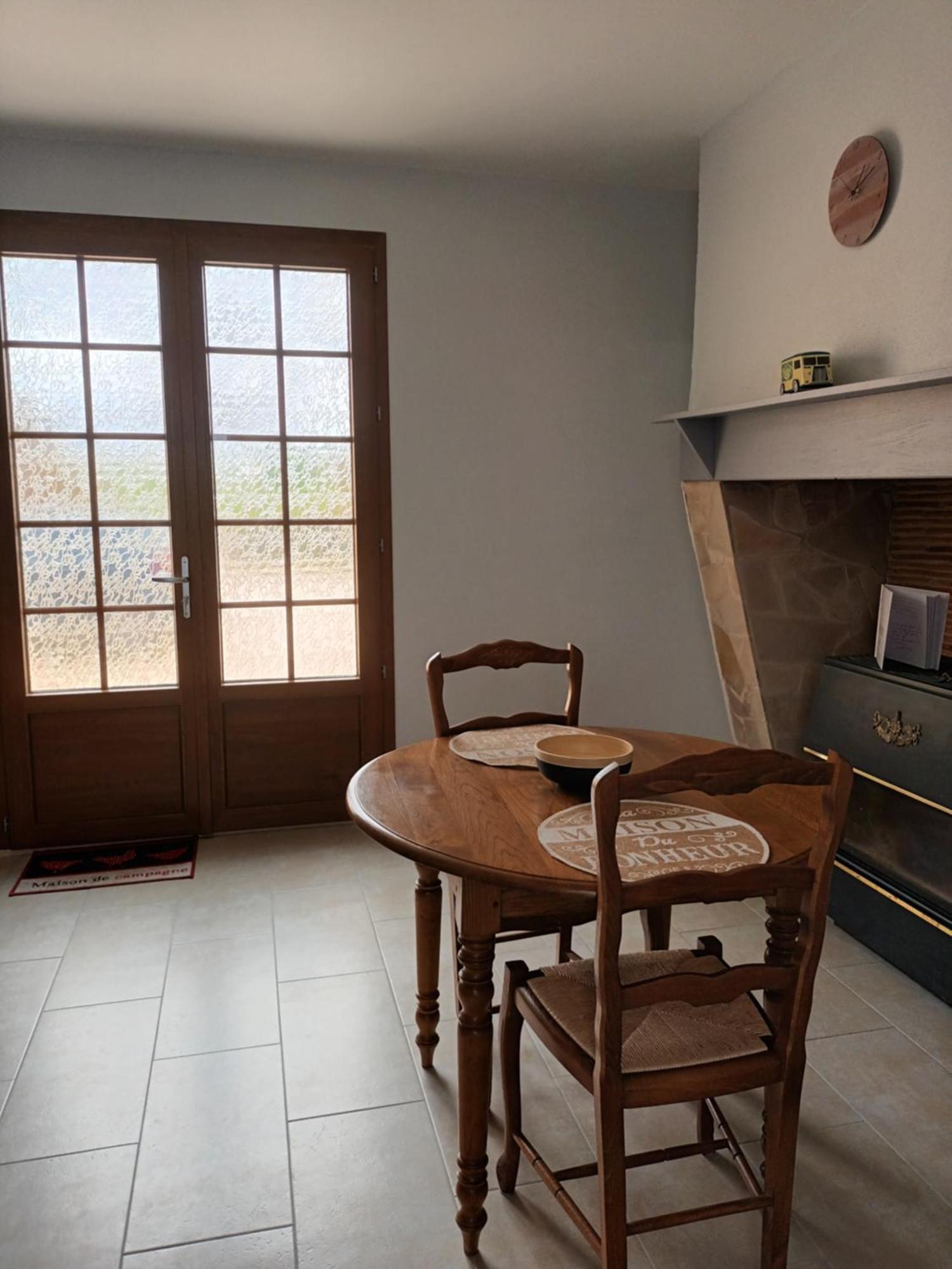 Gite Aux Vieux Bois Lunas  الغرفة الصورة